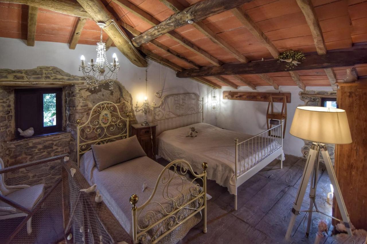 La Casina Del Prete Villa Caprese Michelangelo ภายนอก รูปภาพ